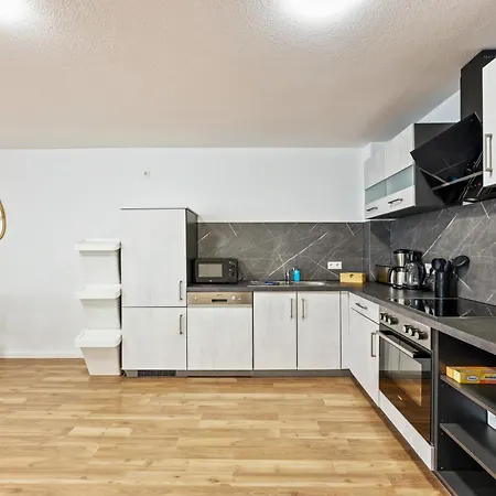 Sali Homes - Residenz Zum Breitenauer Апартаменты *